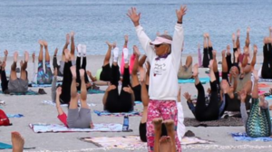 Venice Florida Condo Rentals - Yoga on Venice Beach